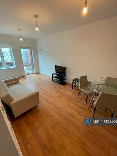 1 Bedroom Flat To Rent In Monks Way, London, NW11