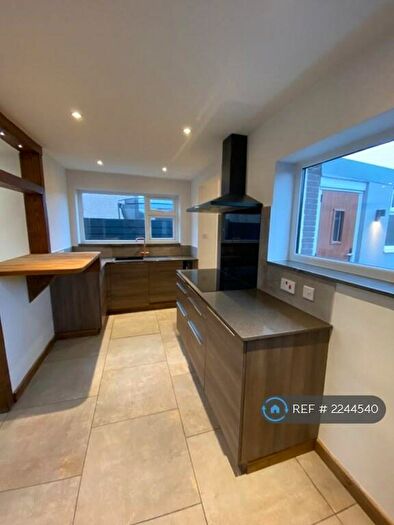 3 Bedroom End Of Terrace House To Rent In Parkside Crescent, Seaham, SR7