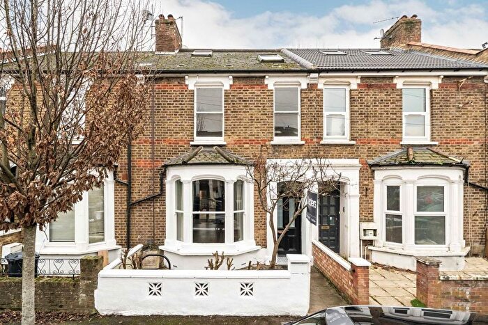 4 Bedroom Terraced House For Sale In Gloucester Road, Acton, W3