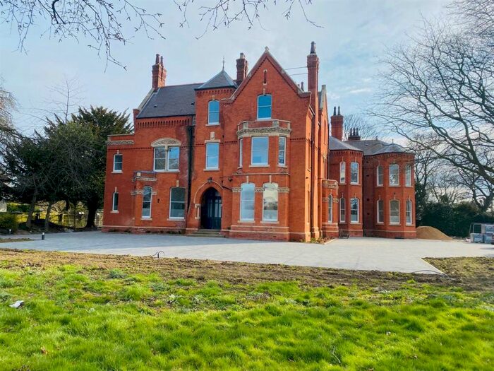 2 Bedroom Apartment To Rent In Fryston House, Bargate, Grimsby, DN34