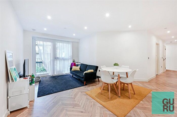 2 Bedroom Apartment To Rent In Wheatfield Way, Yorke House, Royal Exchange, Kingston Upon Thames, KT1