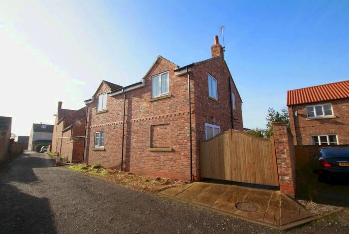 2 Bedroom Detached House To Rent In The Village, Strensall, York, YO32