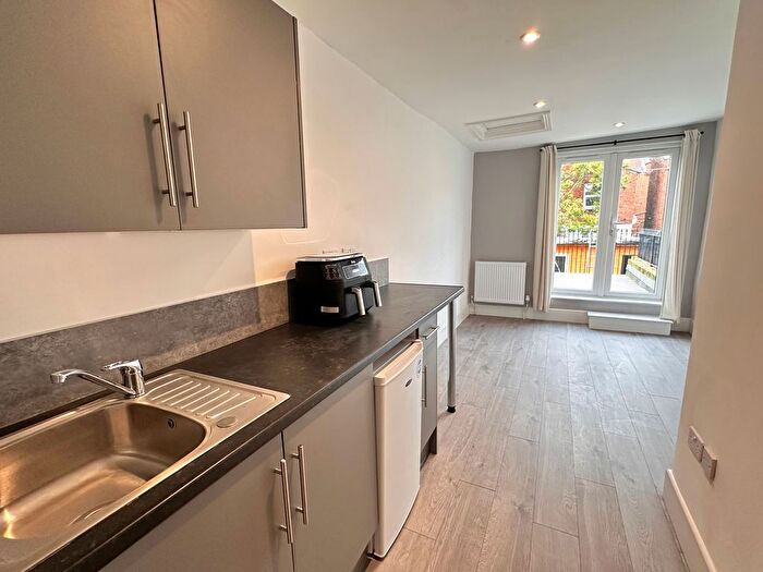 Studio To Rent In Rucklidge Avenue, Harlesden/Willesden Junction, NW10