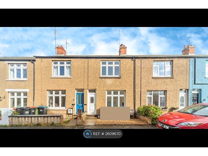 2 Bedroom Terraced House To Rent In St. Marys Avenue, Stony Stratford, Milton Keynes, MK11