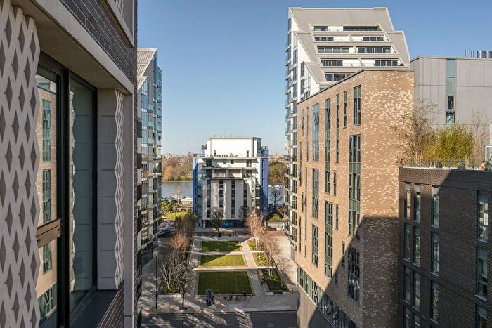 1 Bedroom Flat For Sale In Osiers Road, Wandsworth, London, SW18