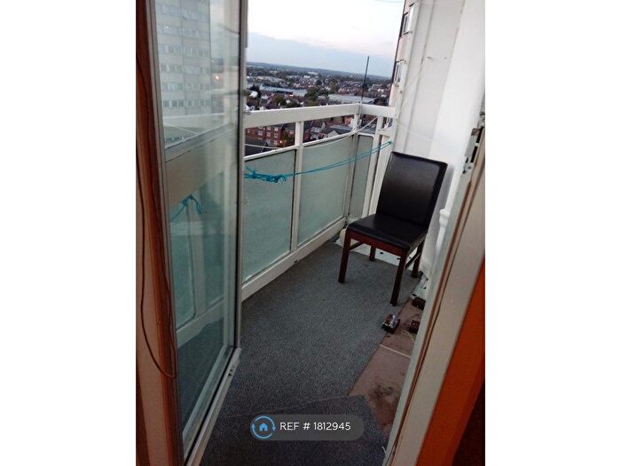 2 Bedroom Flat To Rent In Chiltern Coleman St., Southend, SS2