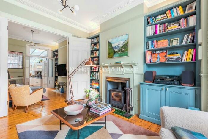 5 Bedroom House To Rent In Matham Grove London, SE22