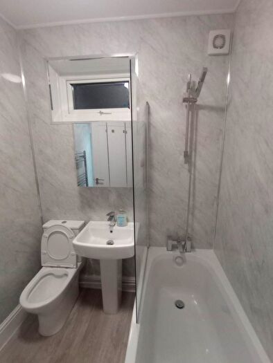 1 Bedroom Flat To Rent In Allport Road, Wirral, CH62