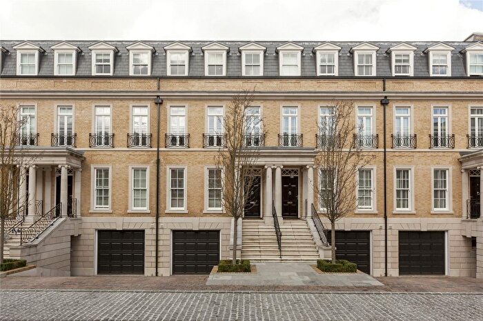 4 Bedroom Terraced House To Rent In Charlotte Terrace, Princess Square, Esher, Surrey, KT10