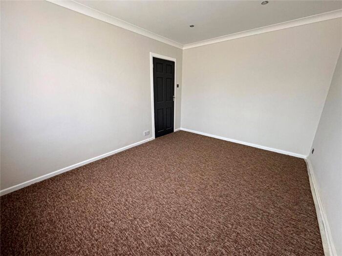 2 Bedroom Bungalow For Sale In Thorpe Road, Clacton-on-Sea, Essex, CO15
