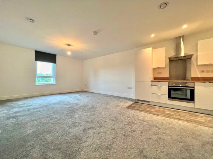 2 Bedroom Apartment To Rent In Southdownview Road, Worthing, BN14