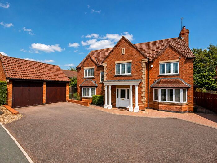 5 Bedroom Detached House For Sale In Knightons Way, Brixworth, Northamptonshire, NN6