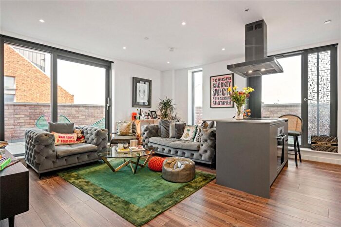 3 Bedroom Penthouse To Rent In Wallis Road, London, E9