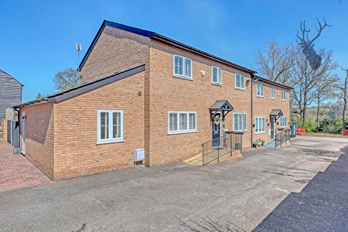 3 Bedroom Semi-Detached House For Sale In St. Leonards Road, Nazeing, EN9