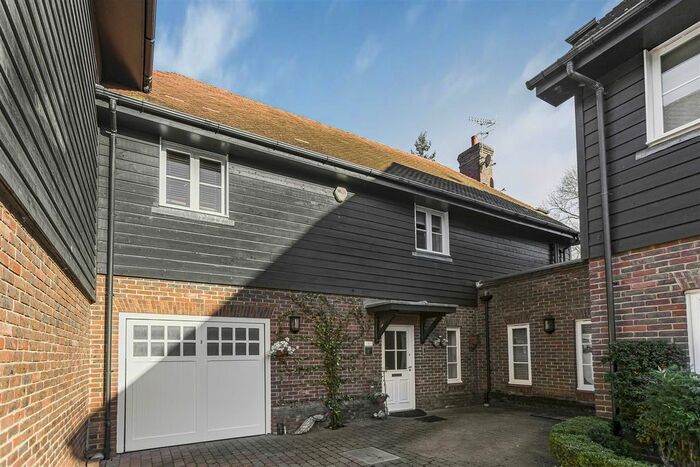 3 Bedroom Terraced House For Sale In Middle Down, Aldenham, Watford, WD25