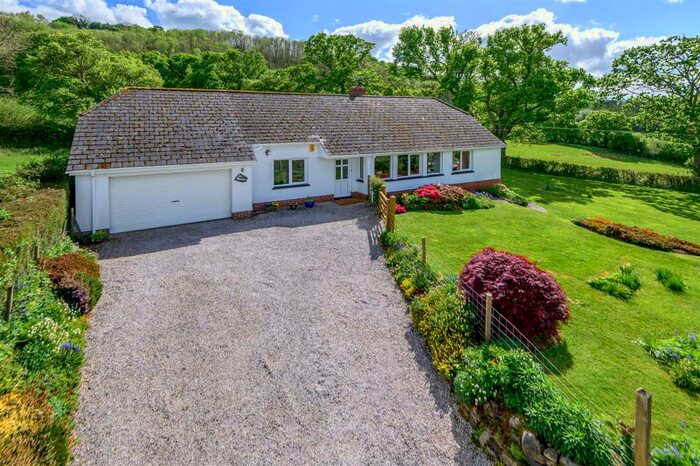 4 Bedroom Bungalow For Sale In Doddiscombsleigh, Exeter, EX6