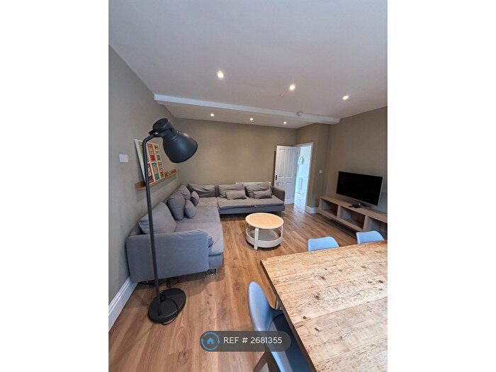 6 Bedroom Terraced House To Rent In Cretan Road, Liverpool, L15