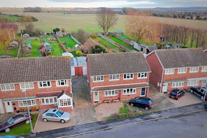 4 Bedroom Semi-Detached House To Rent In St. Andrew Close, Gotham, Nottingham, NG11