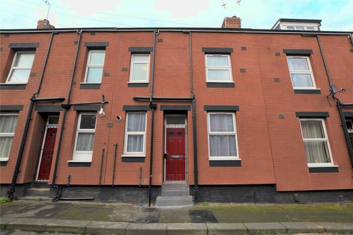 1 Bedroom Terraced House To Rent In Recreation Mount, Leeds, LS11