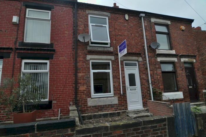 2 Bedroom House To Rent In St Helen Street, Elsecar, S74