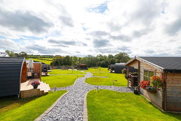 5 Bedroom Serviced Apartments For Sale In Glamping Pods, Km South Of Glasgow, KA3