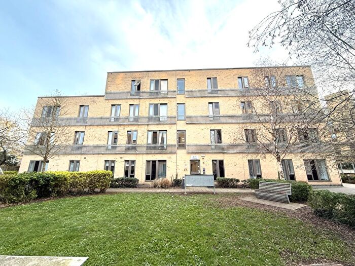 1 Bedroom Flat For Sale In Elan House, Cherry Hinton Road, Cambridge, CB1