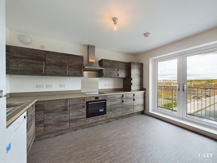 2 Bedroom Flat To Rent In Canal View, Winchburgh, West Lothian, EH52