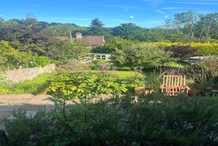 3 Bedroom Semi-Detached House To Rent In Manor Road, Heathfield, TN21