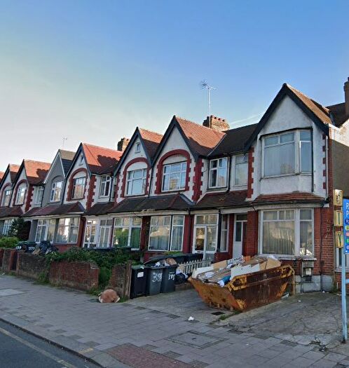 3 Bedroom Terraced House To Rent In Lordship Lane, London, N17