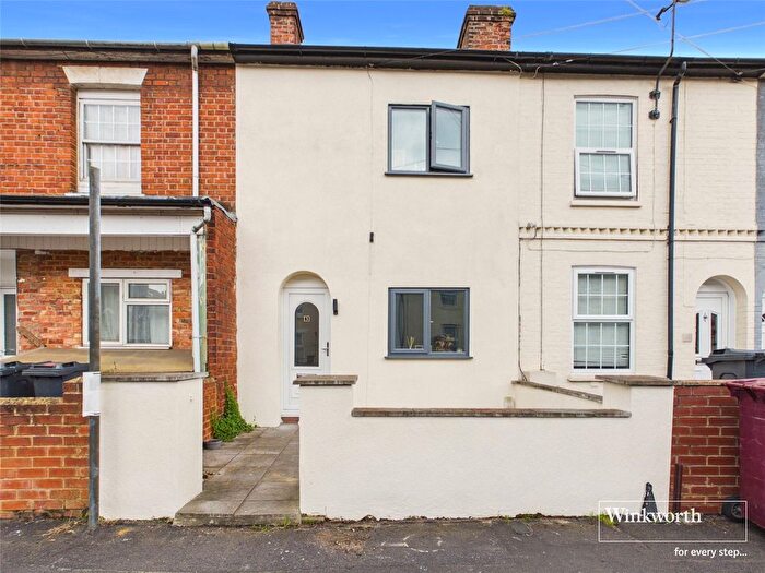 3 Bedroom Terraced House For Sale In Sun Street, Reading, Berkshire, RG1