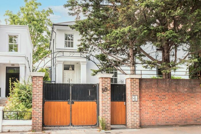 2 Bedroom Flat To Rent In Camden Road, Camden, NW1