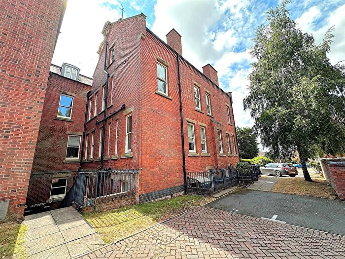 1 Bedroom Maisonette To Rent In Flat Tower Lodge, Clock Tower View, Stourbridge, DY8