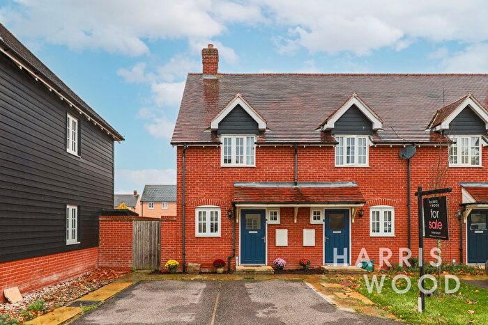 2 Bedroom End Of Terrace House For Sale In Richmond Road, Colchester, Essex, CO2