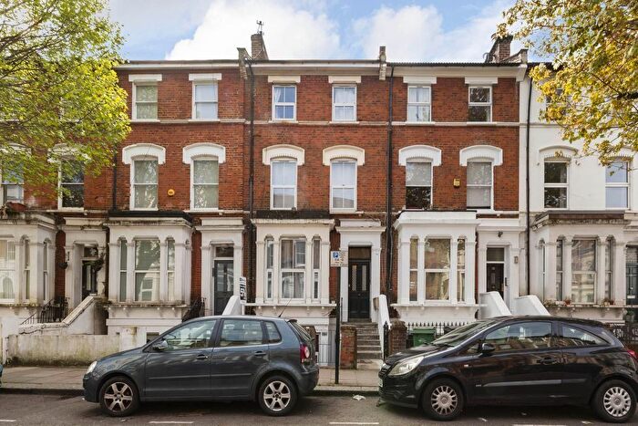 Studio To Rent In Iverson Road, London, NW6