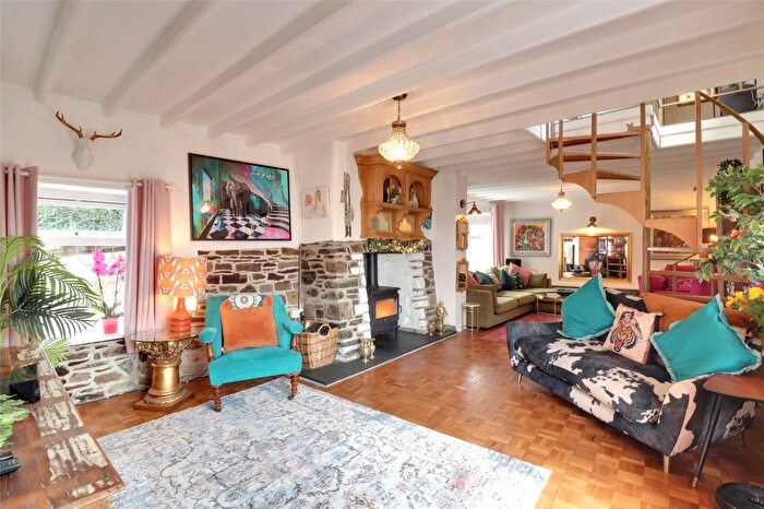 4 Bedroom Semi-detached House For Sale In Chapel Street, Dolton, Winkleigh, Devon, EX19