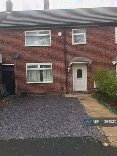 3 Bedroom Terraced House To Rent In Wendover Road, Manchester, M23