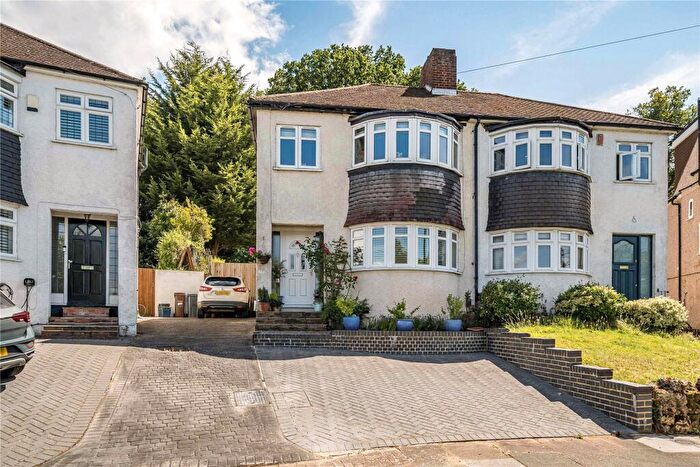 3 Bedroom Semi-Detached House For Sale In Copthorne Avenue, Bromley, Kent, BR2