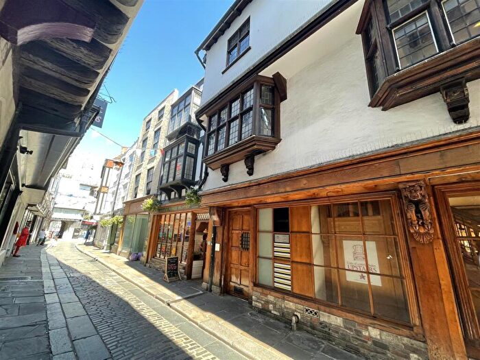 2 Bedroom Flat To Rent In Mercery Court, Canterbury, Kent, CT1