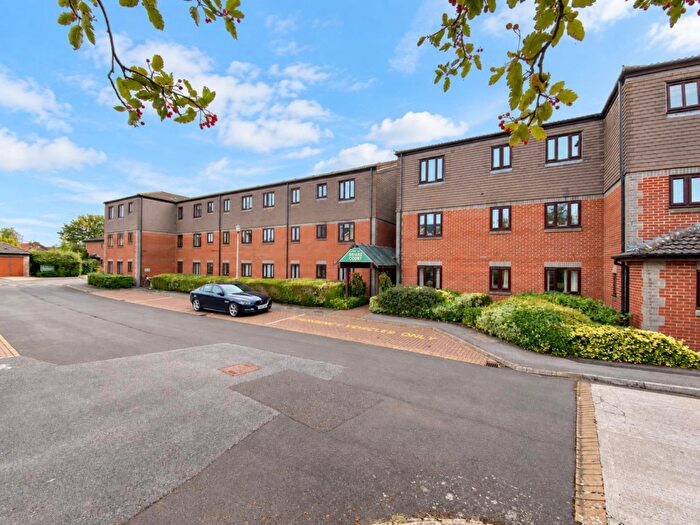 2 Bedroom Retirement Property For Sale In Spa Road, Melksham, SN12