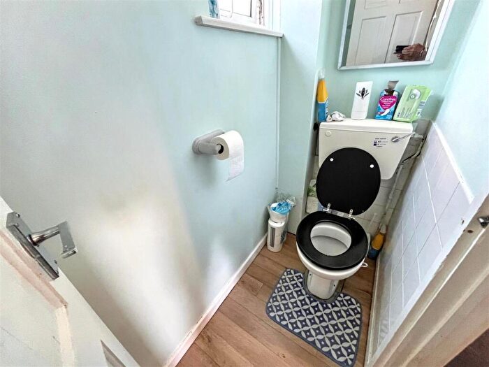 3 Bedroom Terraced House For Sale In Highbrook, Corby, NN18
