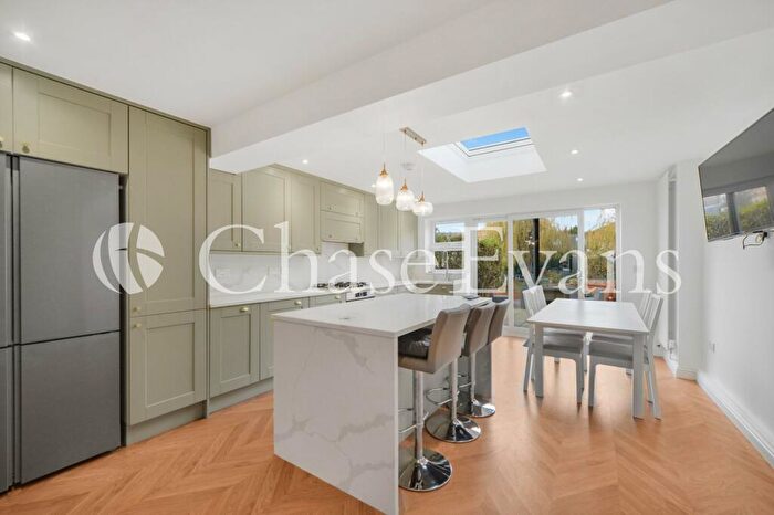 4 Bedroom Terraced House To Rent In Isle Of Dogs, London, E14