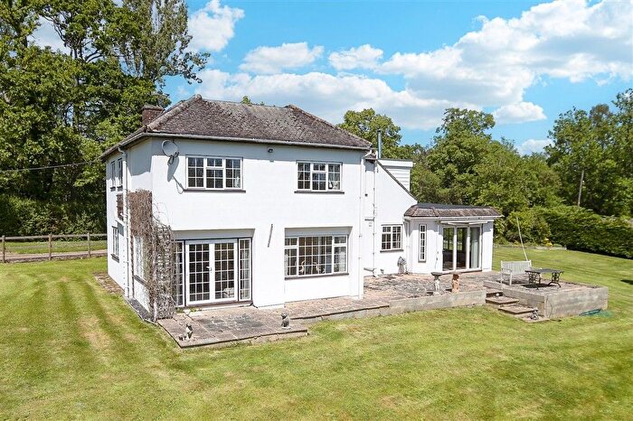 4 Bedroom Detached House For Sale In Meath Green Lane, Horley, Surrey, RH6