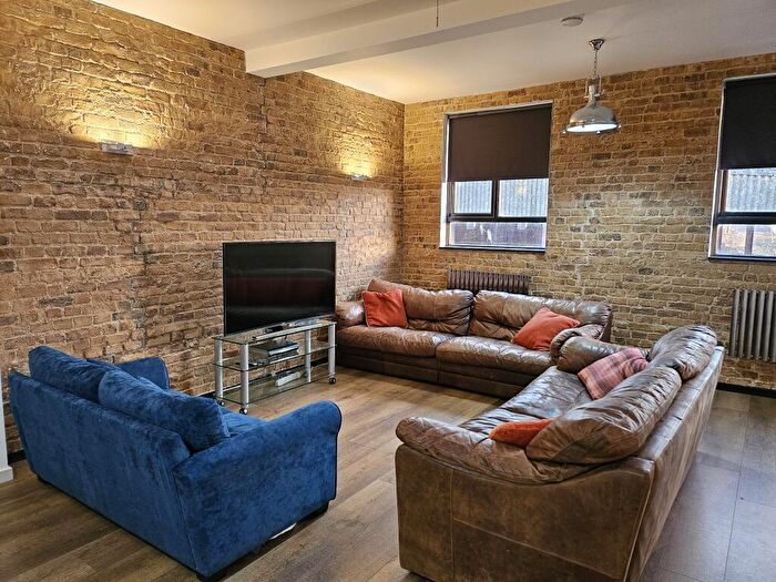 4 Bedroom Penthouse To Rent In Yeovil Town Centre, BA20