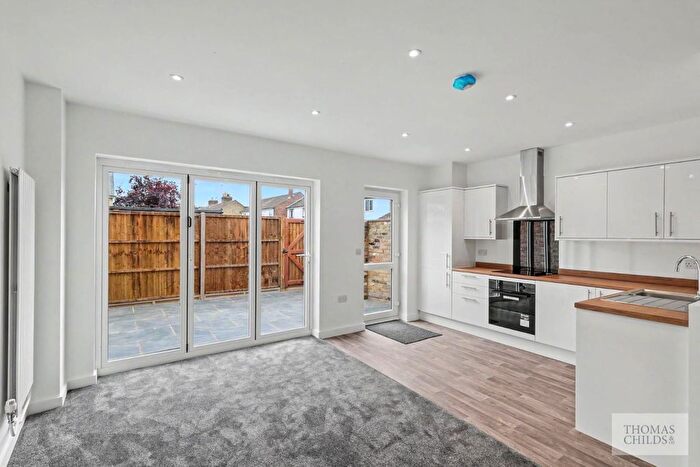 2 Bedroom End Of Terrace House To Rent In High Street, Stanstead Abbots, SG12