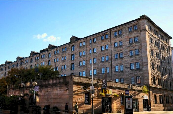 2 Bedroom Flat To Rent In Bell Street, Merchant City, Glasgow, G4