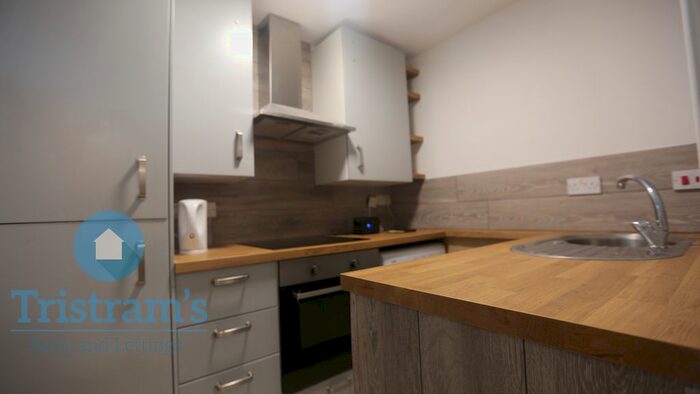 2 Bedroom Flat To Rent In Radford Road, Nottingham, NG7