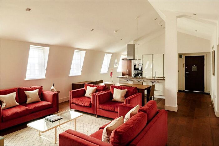 3 Bedroom Flat To Rent In Brompton Road, Chelsea, SW3
