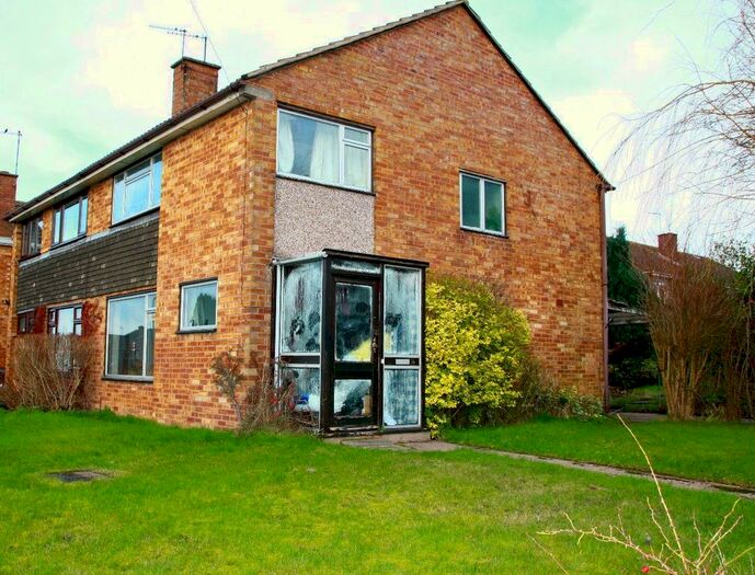 4 Bedroom Semi-Detached House To Rent In Springfield Avenue, Newport, TF10