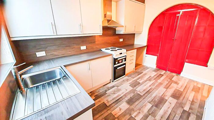 2 Bedroom Terraced House To Rent In Montague Street, Nottingham, NG6