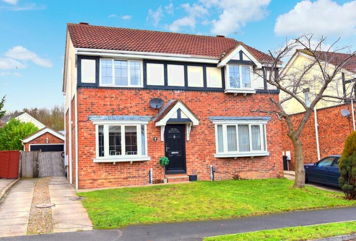 3 Bedroom Semi-Detached House To Rent In Heather Way, Harrogate, HG3